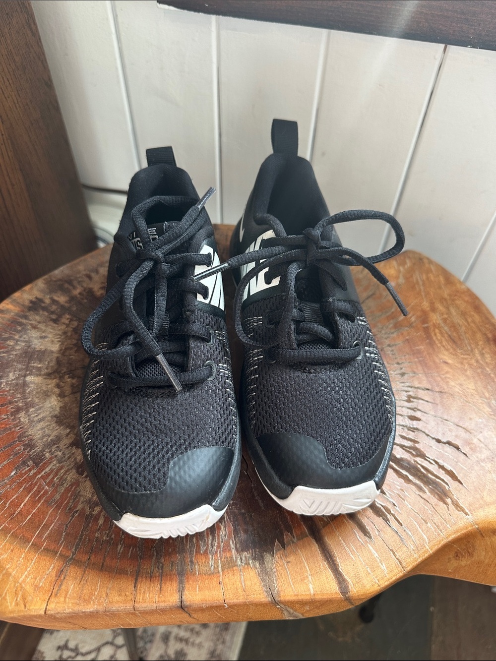 Nike Hustle Quick Shoes